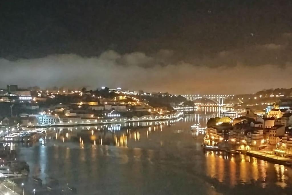 Loft In The Historic Center Of Oporto Downtown Lägenhet Exteriör bild