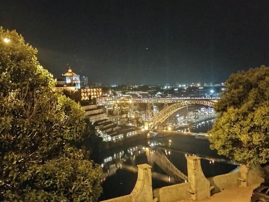 Loft In The Historic Center Of Oporto Downtown Lägenhet Exteriör bild