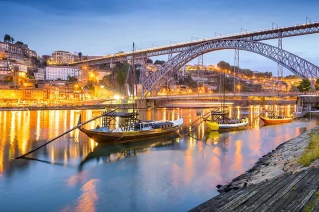 Loft In The Historic Center Of Oporto Downtown Lägenhet Exteriör bild